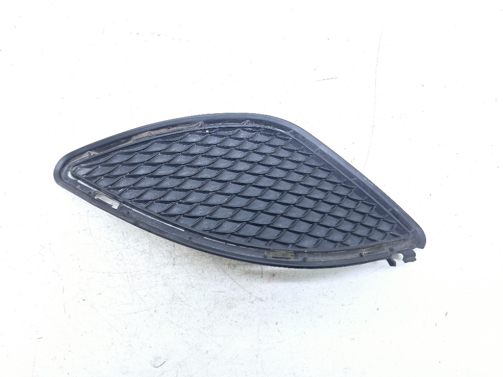 Grade Farol Milha Esquerdo Cla200 1.6 2016 A1178850322 Preto Esquerdo