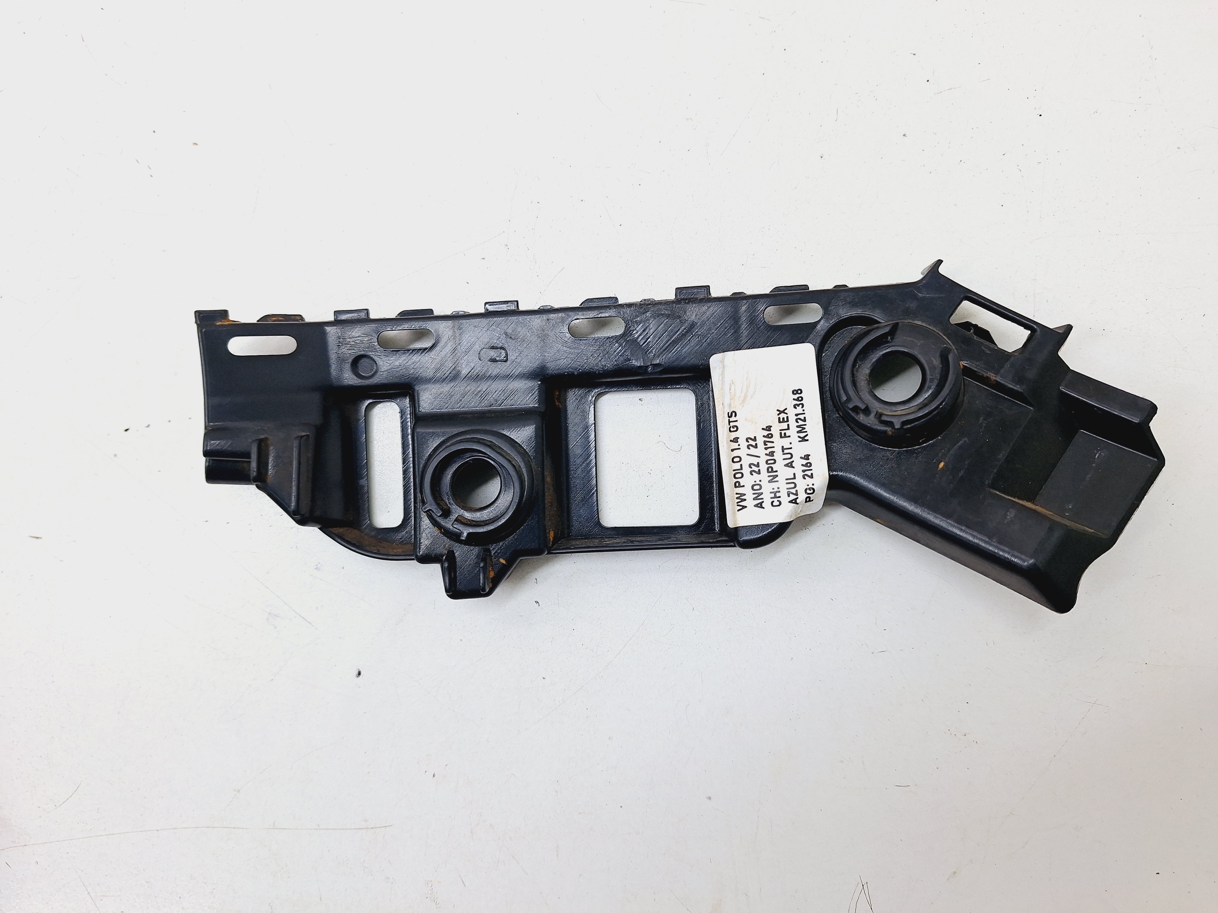 Guia Direita Parachoque Traseiro Volkswagen Polo 1.4 2022