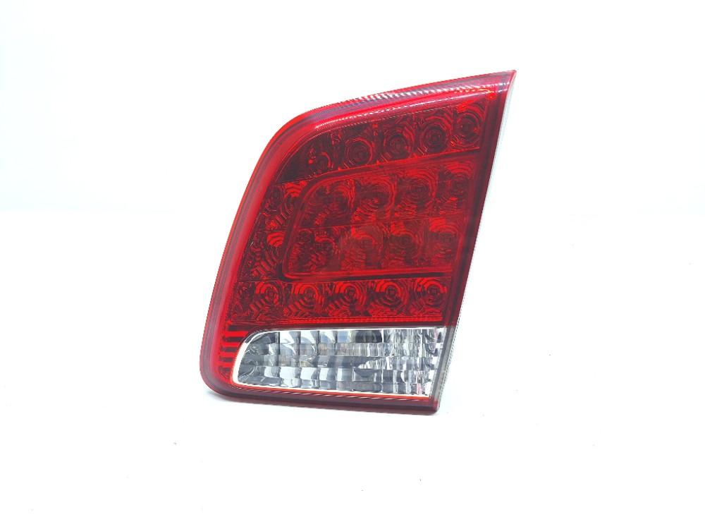 Lanterna Direita Tampa Sorento 3.5 2013 924062p1 Direito/passageiro Vermelho