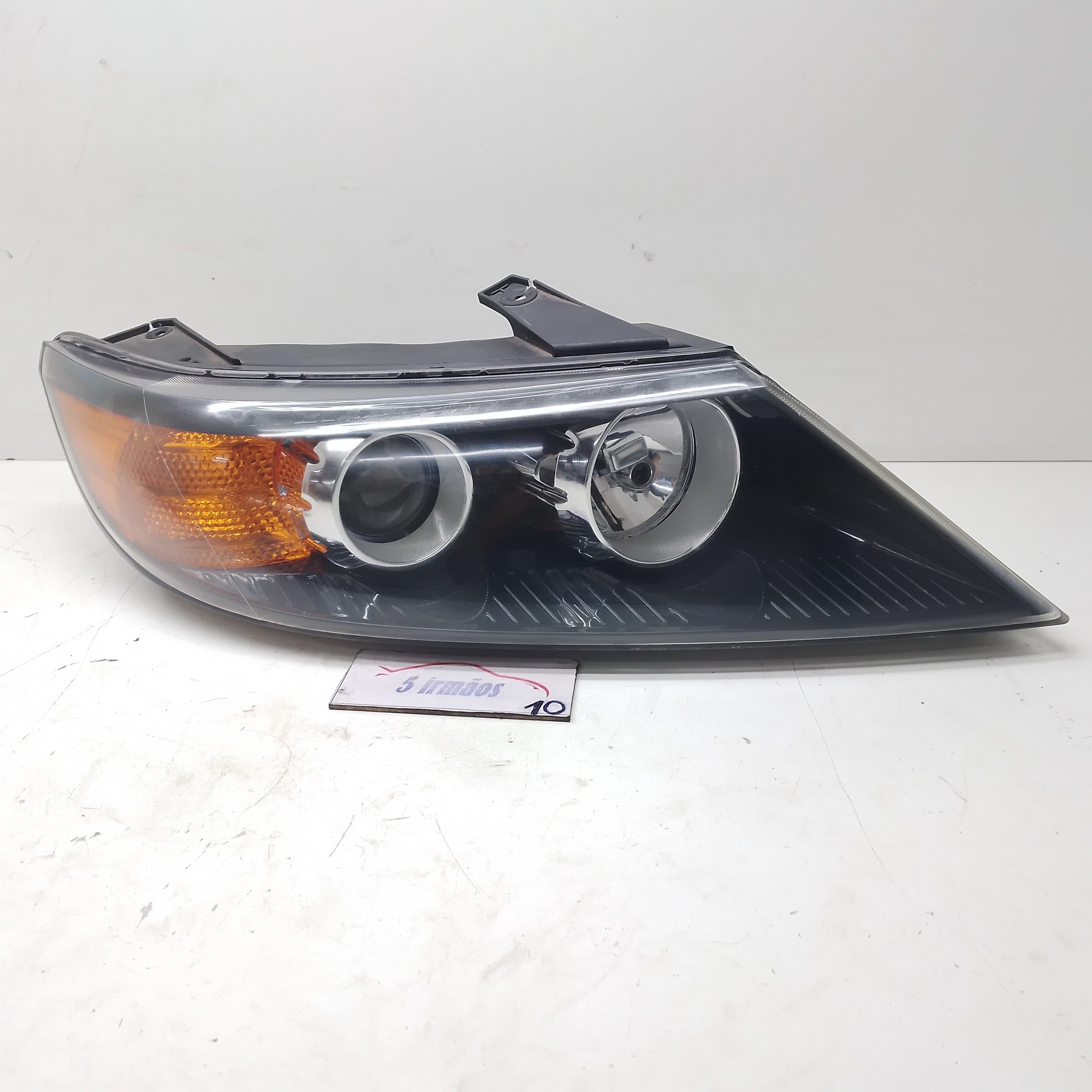 Farol Direito Kia Sorento 2.4 2011 / 2012 Nº921022pxxx Direito