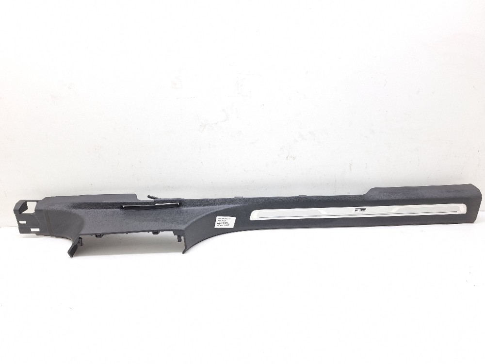 Soleira Porta Direita Vw Tiguan Tsi 2.0 2019 2020 5nn853369 Preto Com Detalhe Prateado