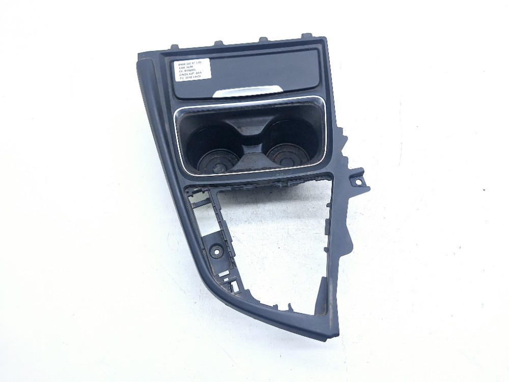 Acabamento Porta Copos Bmw 320i Gt 2.0 2015 9218925 Preto