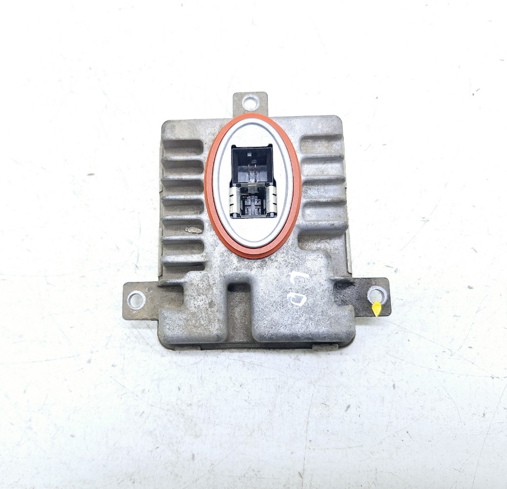 Módulo Reator Xenon Farol Direito Bmw X1 2.0 2012 7237647
