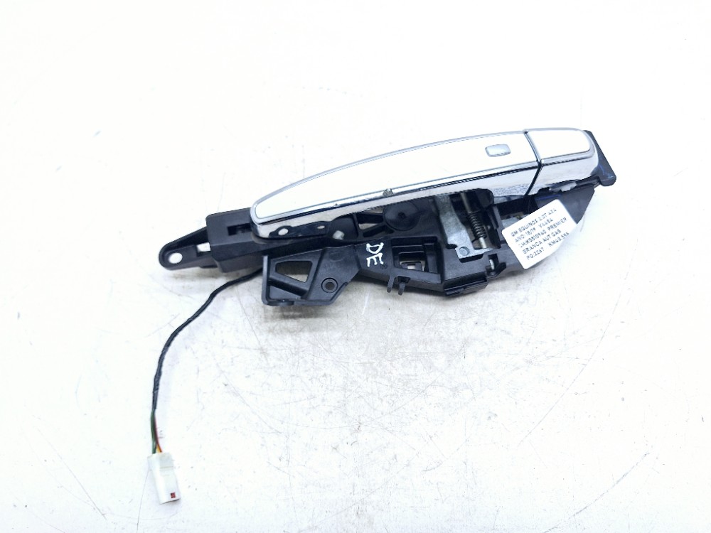 Maçaneta Externa Dianteira Esquerda Gm Equinox 2.0 2019 Branco Dianteira