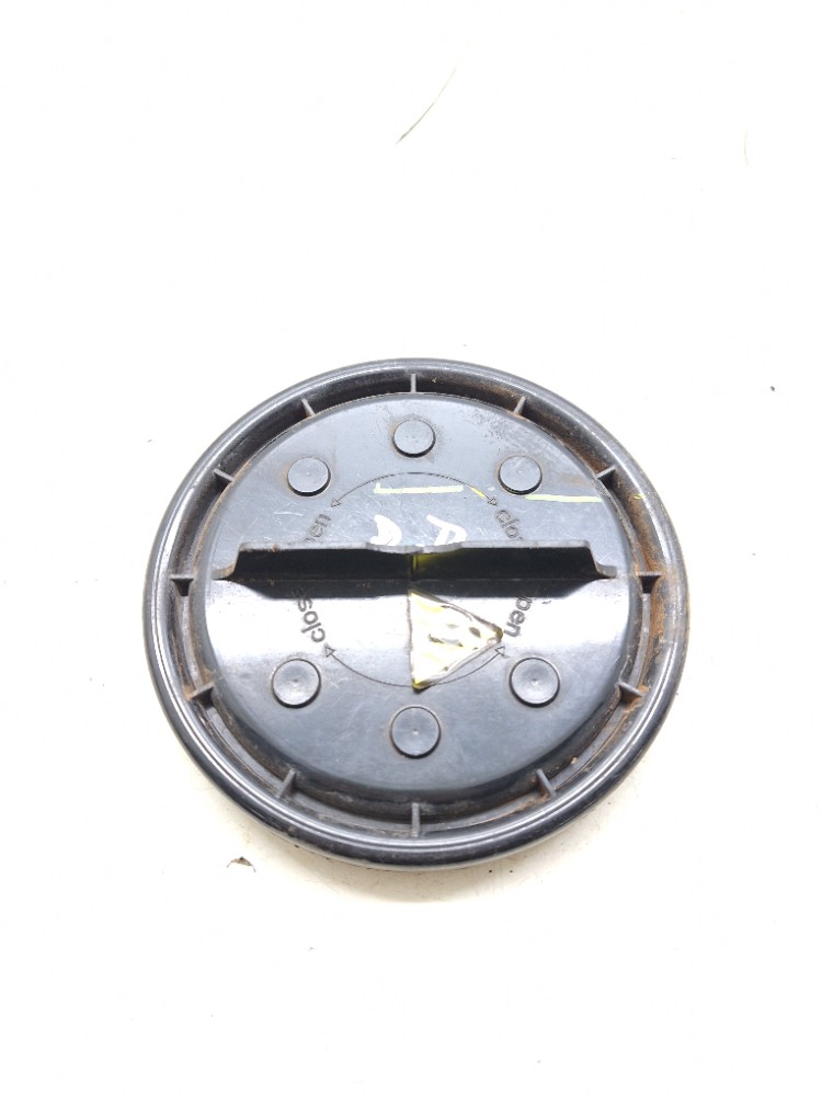 Tampa Farol Direito Vw Jetta Tsi 2.0 2016 2017 18130300