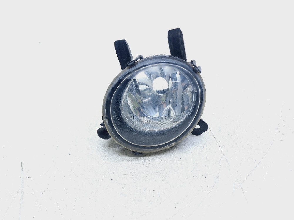 Farol Milha Direito Bmw 125i 2.0 2013 2014 7200100001 Branco