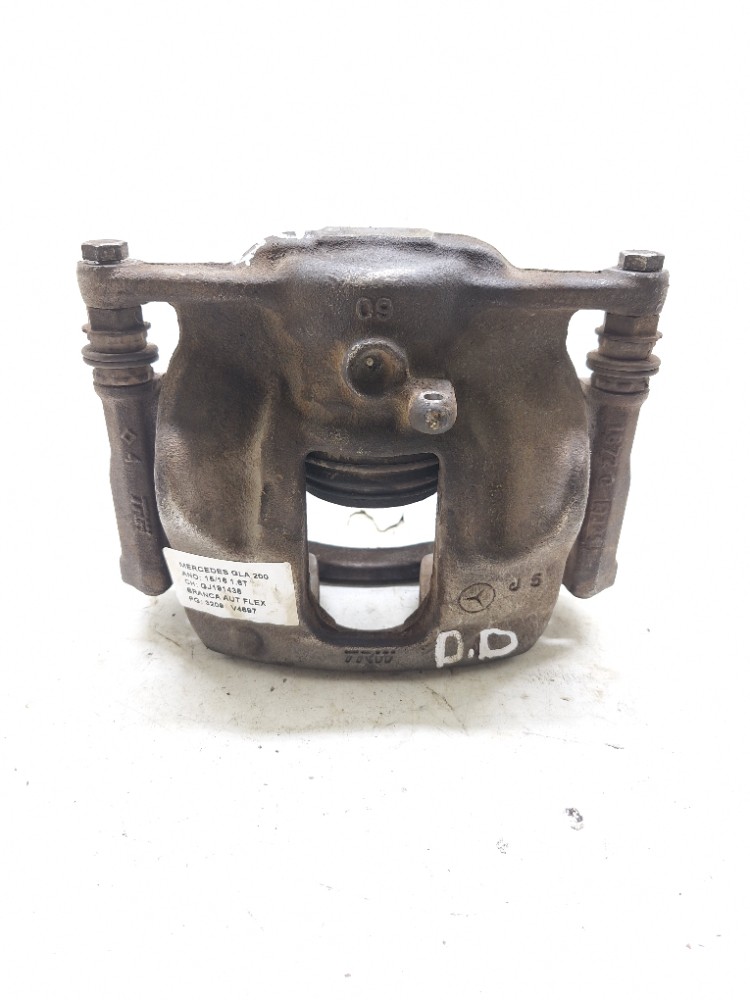 Cavalete Dianteiro Direito Mercedes Gla 200 1.6 2015 2016