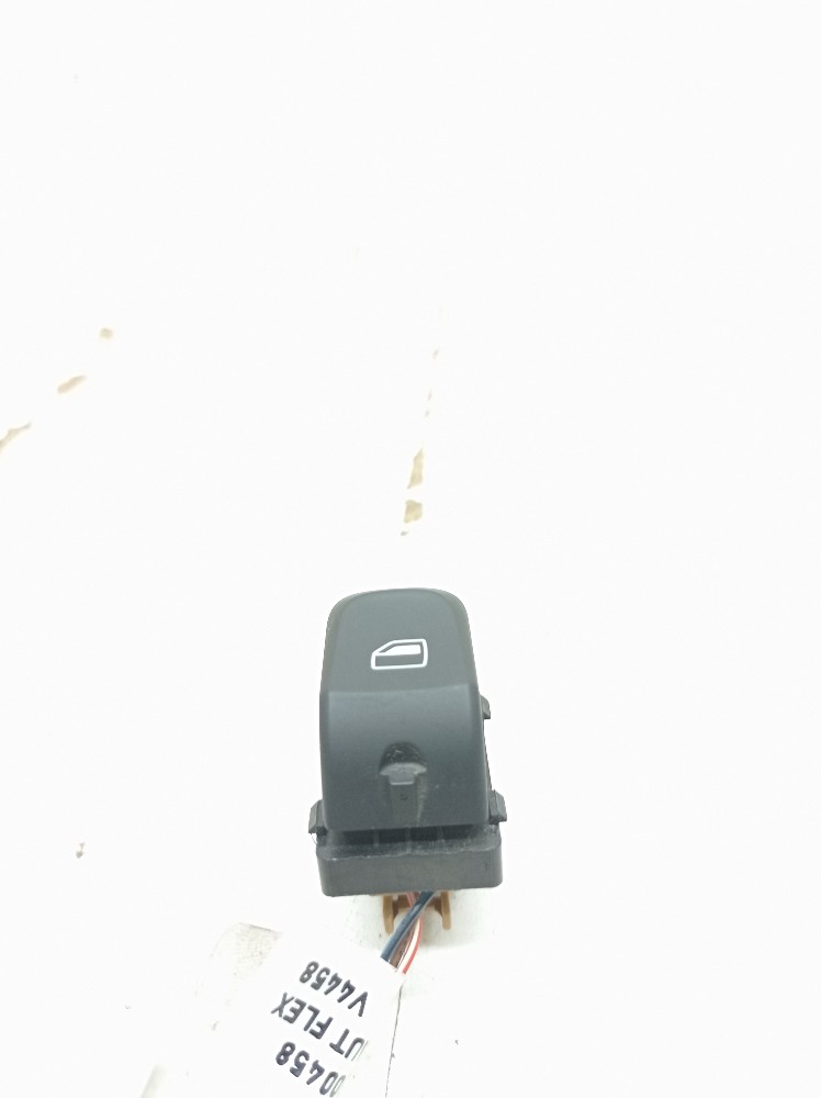 Botão Vidro Traseiro Esquerdo Audi Q3 Tfsi 1.4 2018 2019