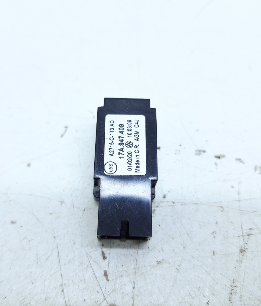 Luz Cortesia Led Vw Jetta Rl 1.4 2020 17a947409 2