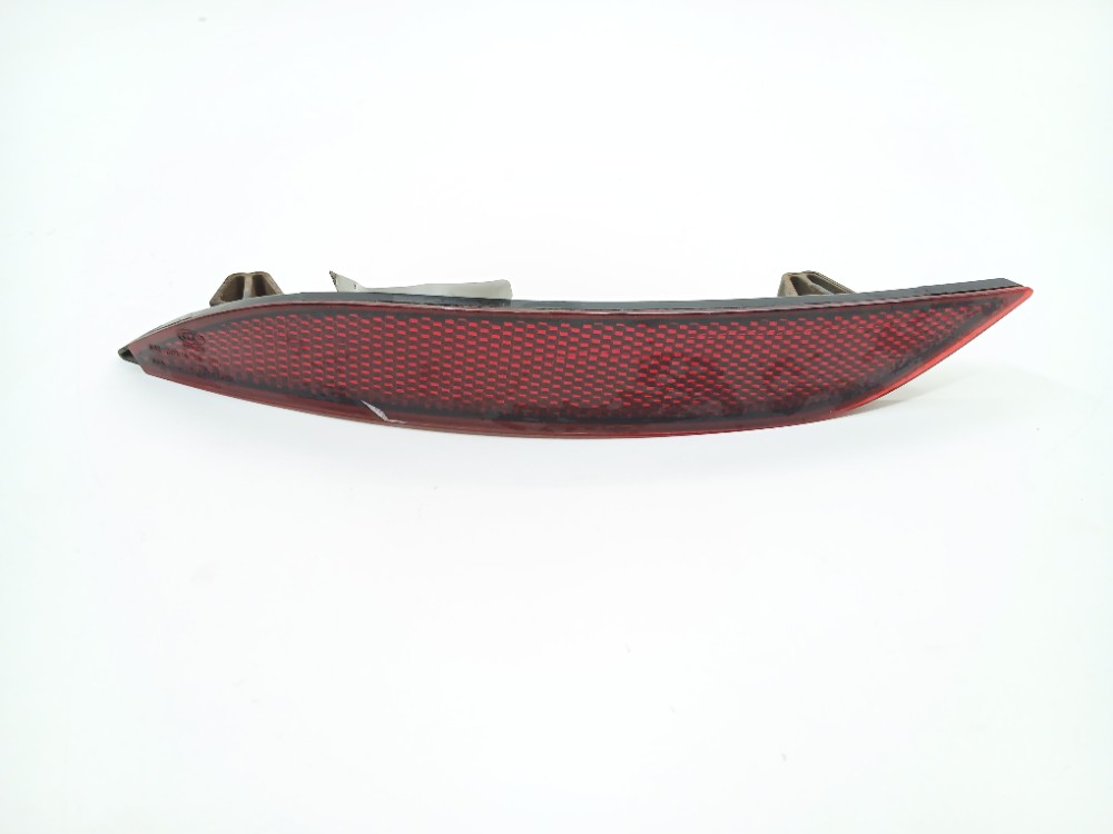 Refletor Olho Gato Esquerdo Audi A3 Hatch 1.4 2019 8v0945105