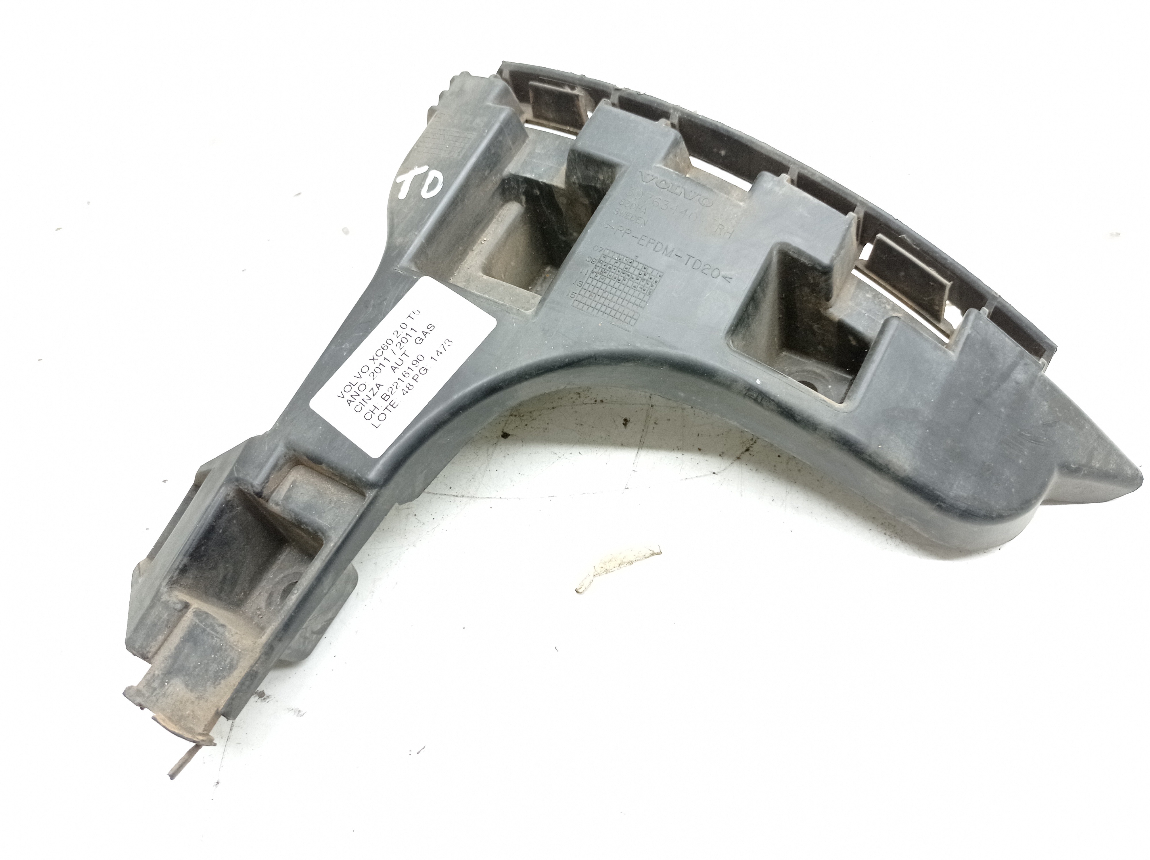 Guia Direita Parachoque Traseiro Volvo Xc60 T5 2.0 2011