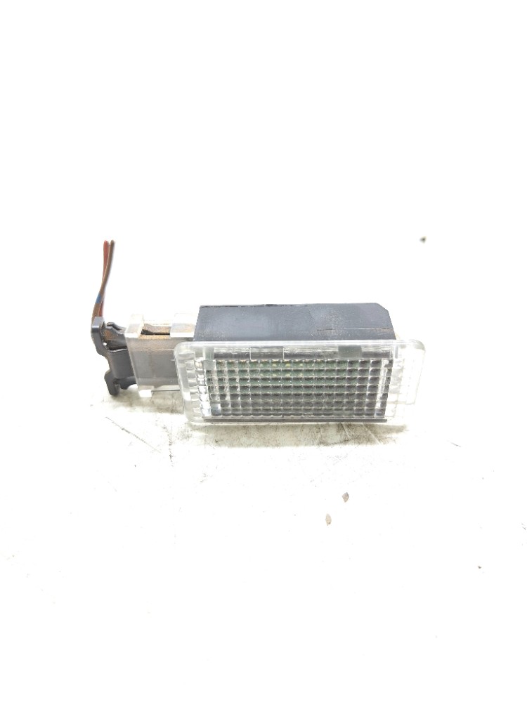 Luz Cortesia Porta Luvas Vw Passat tsi 2.0 2016 2017