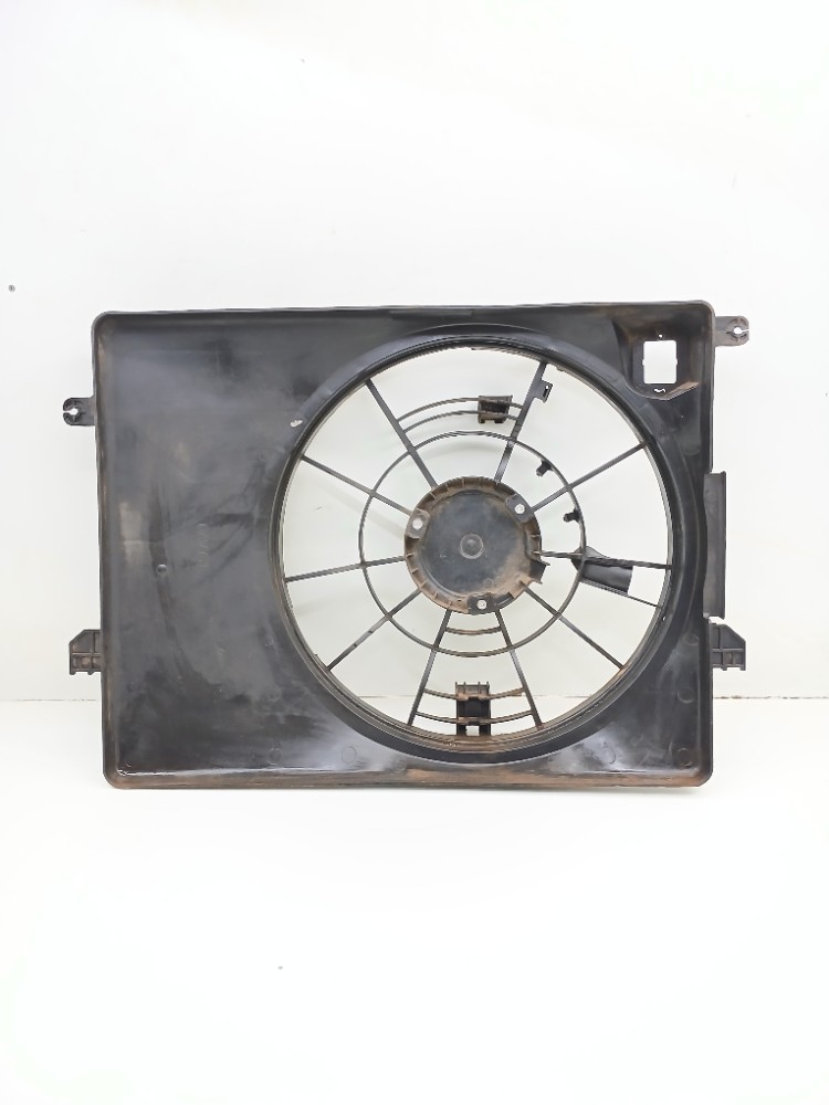 Defletor Ventoinha Radiador Ix35 2.0 2014 2015 2538025500