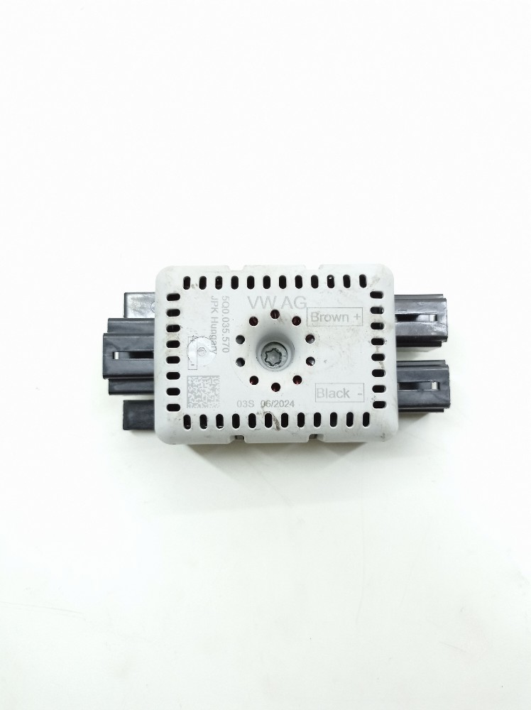 Modulo Amplificador Antena Vw Taos Tsi 1.4 2024 5q0035570