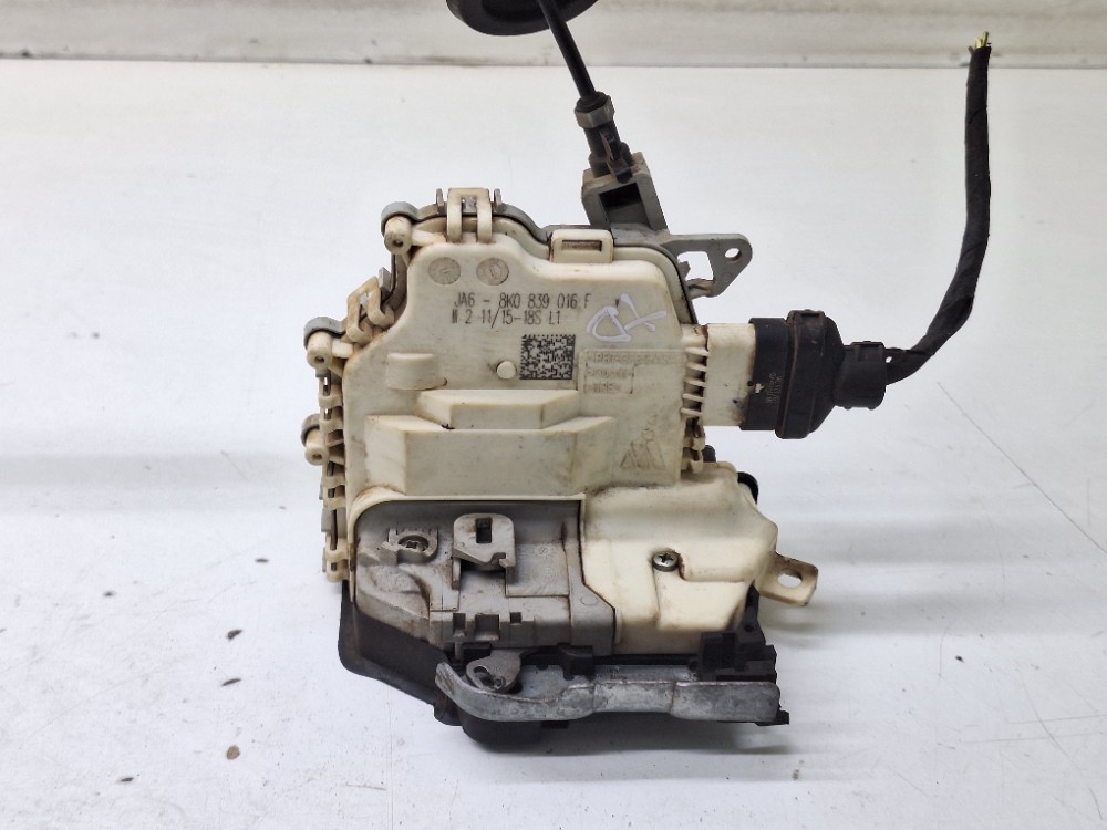 Fechadura Traseira Direita Audi Q3 Tfsi 1.4t 2015 2016
