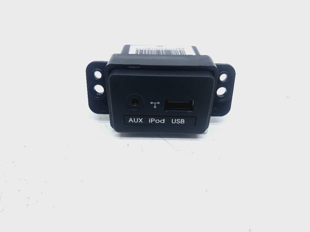 Entrada Usb Auxiliar Kia Sorento 3.5 2012 2013