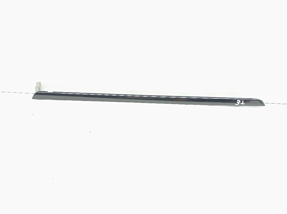 Acabamento Esquerdo Porta Traseira Bmw 320i 2.0 2018 2019