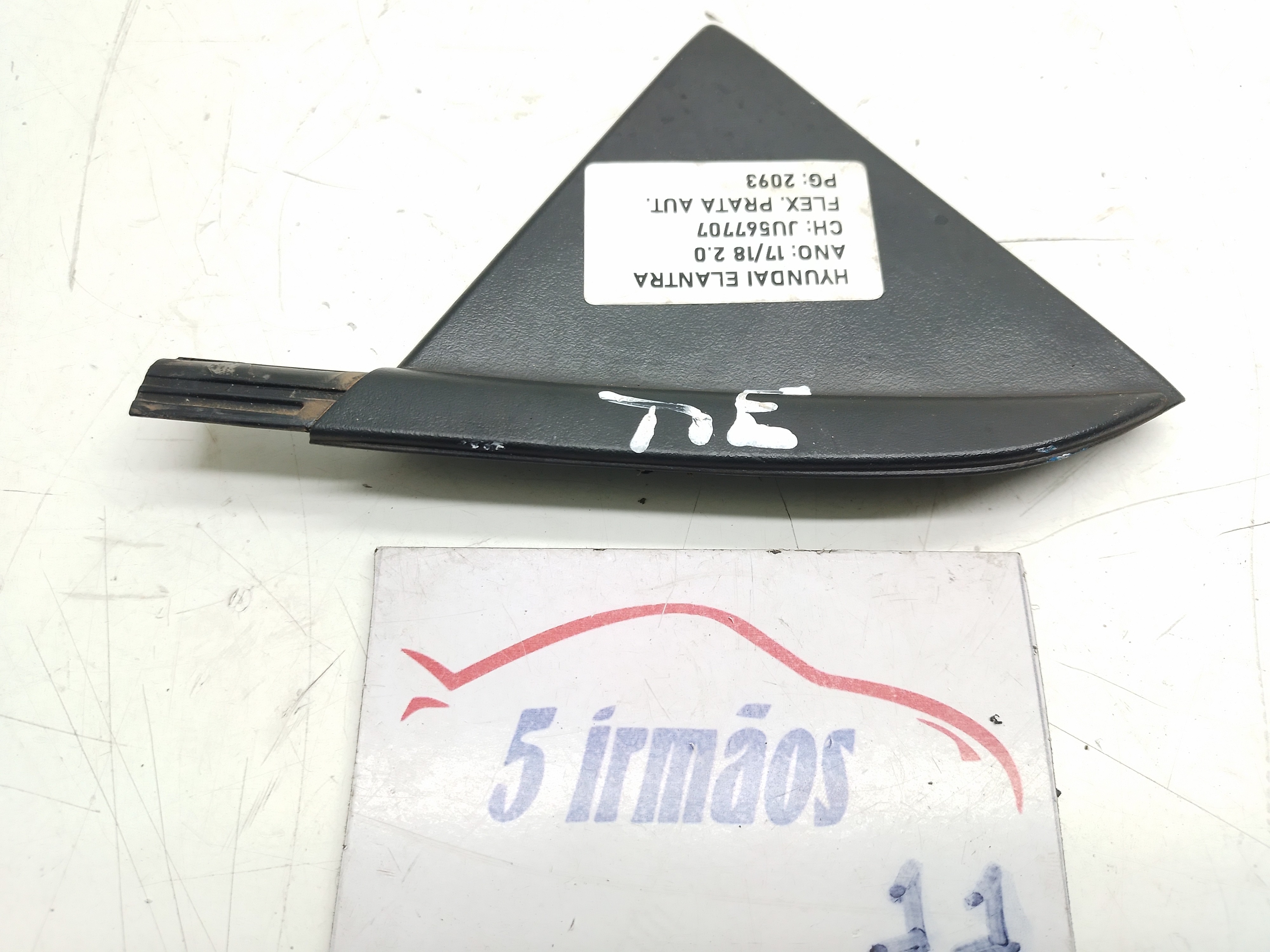 Acabamento Porta Traseira Esquerda Hyundai Elantra 2.0 2017