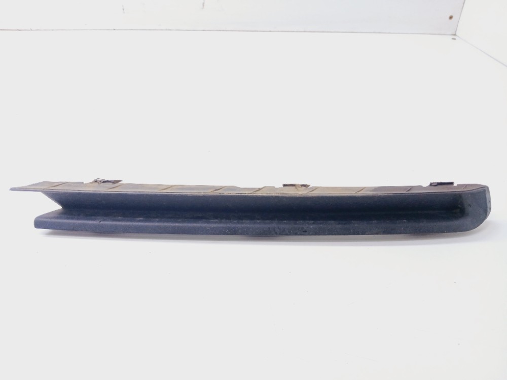 Moldura Inferior Farol Milha Esquerdo Vw Jetta Tsi 1.4 2017