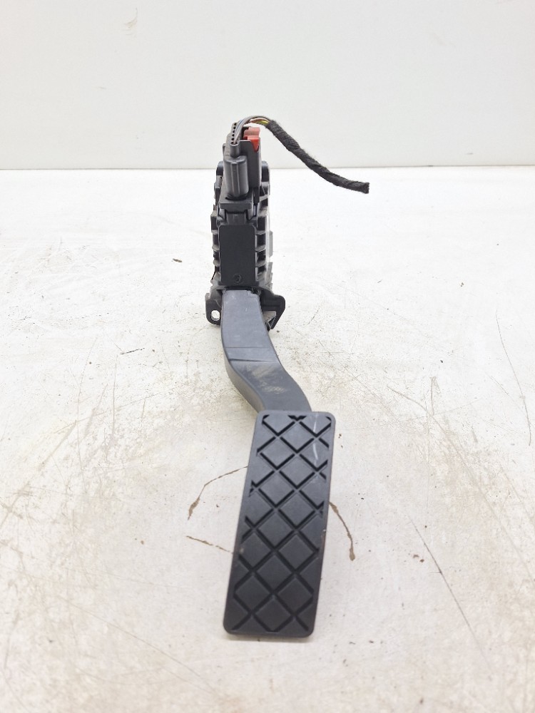 Pedal Acelerador Vw Jetta Gli 2.0 2019 2020 5qm723503