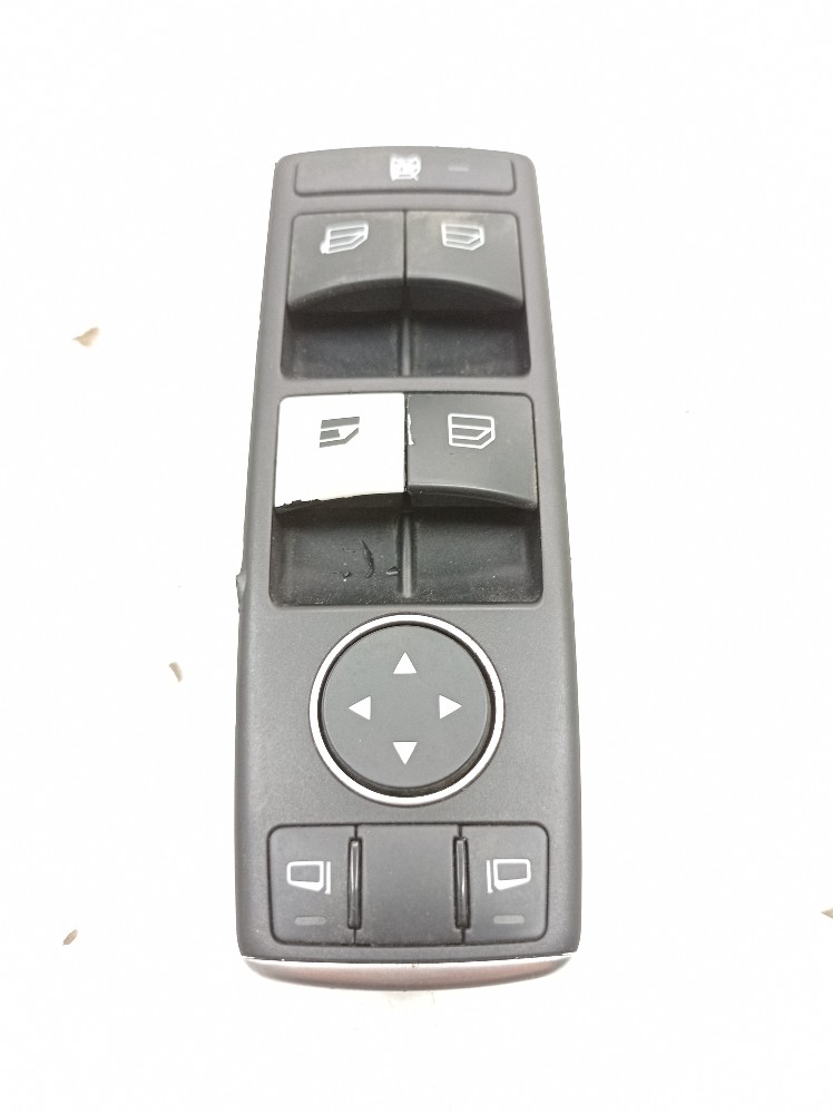 Comando Vidro Dianteiro Esquerdo Mercedes Cla200 2015 2016
