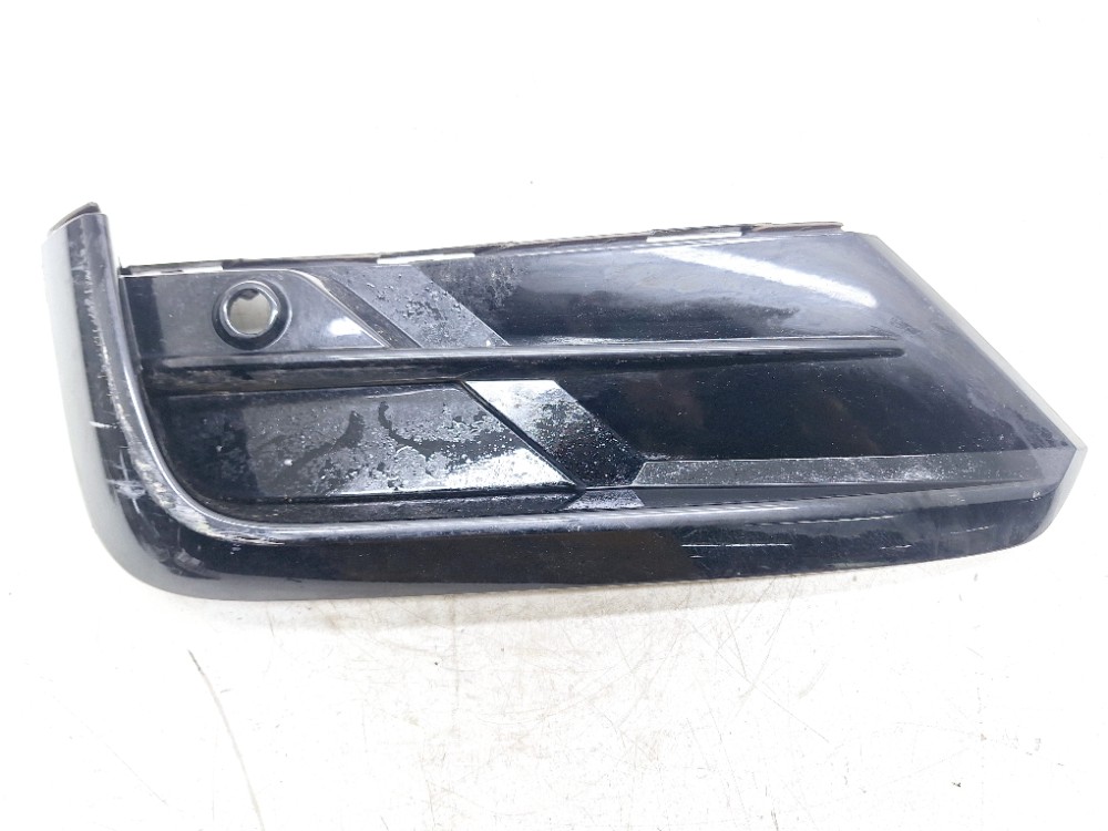 Acabamento Esquerdo Parachoque Vw Tiguan 2.0 2021 5nn853665f