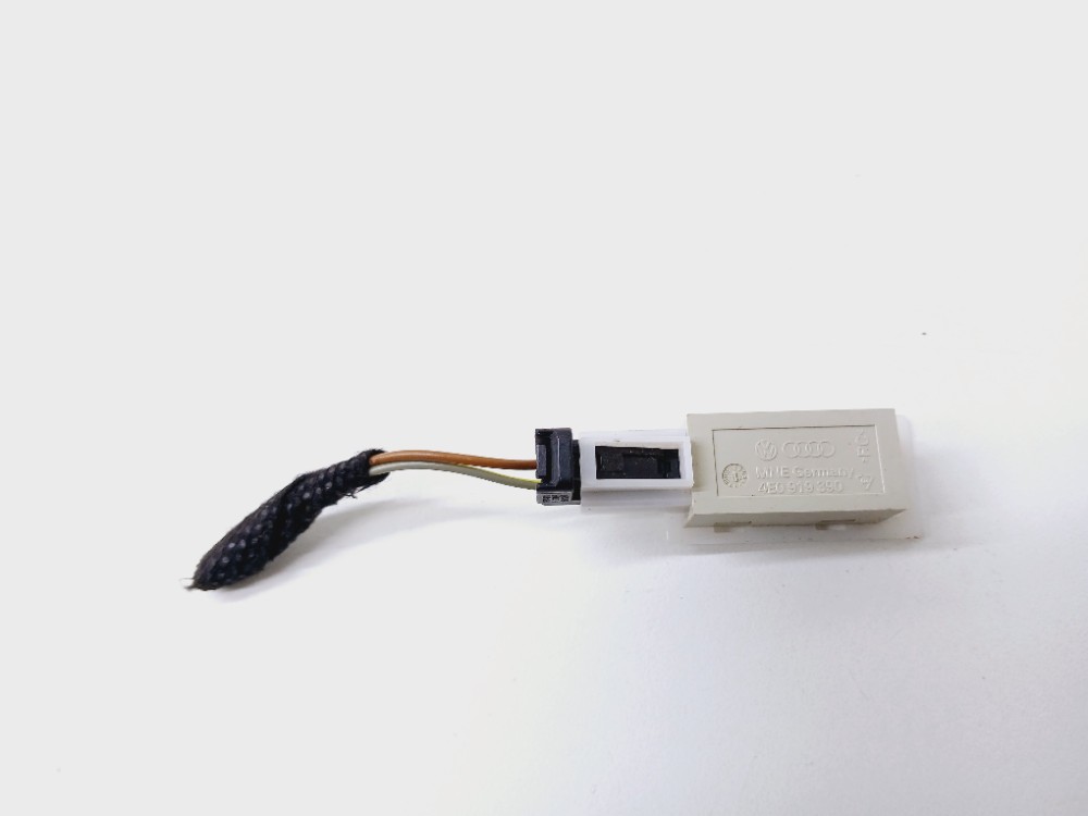 Luz Cortesia Forro Porta Audi Q3 Tfsi 1.4 2018 2019