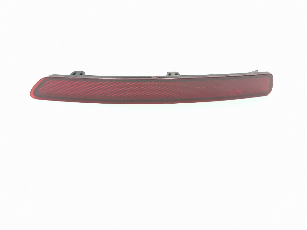 Refletor Olho Gato Direito Bmw 320i 2.0 2018 7476842
