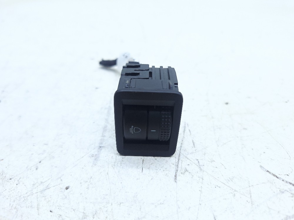 Botão Ajuste Farol Milha Vw Virtus Tsi 1.4 2024 6ea941333a