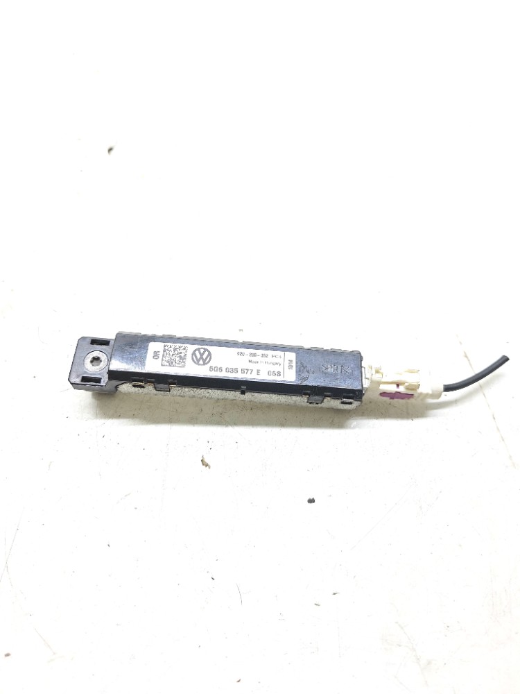 Sensor Keyless Vw Golf Gti 2.0 2014 2015 5g6035577e