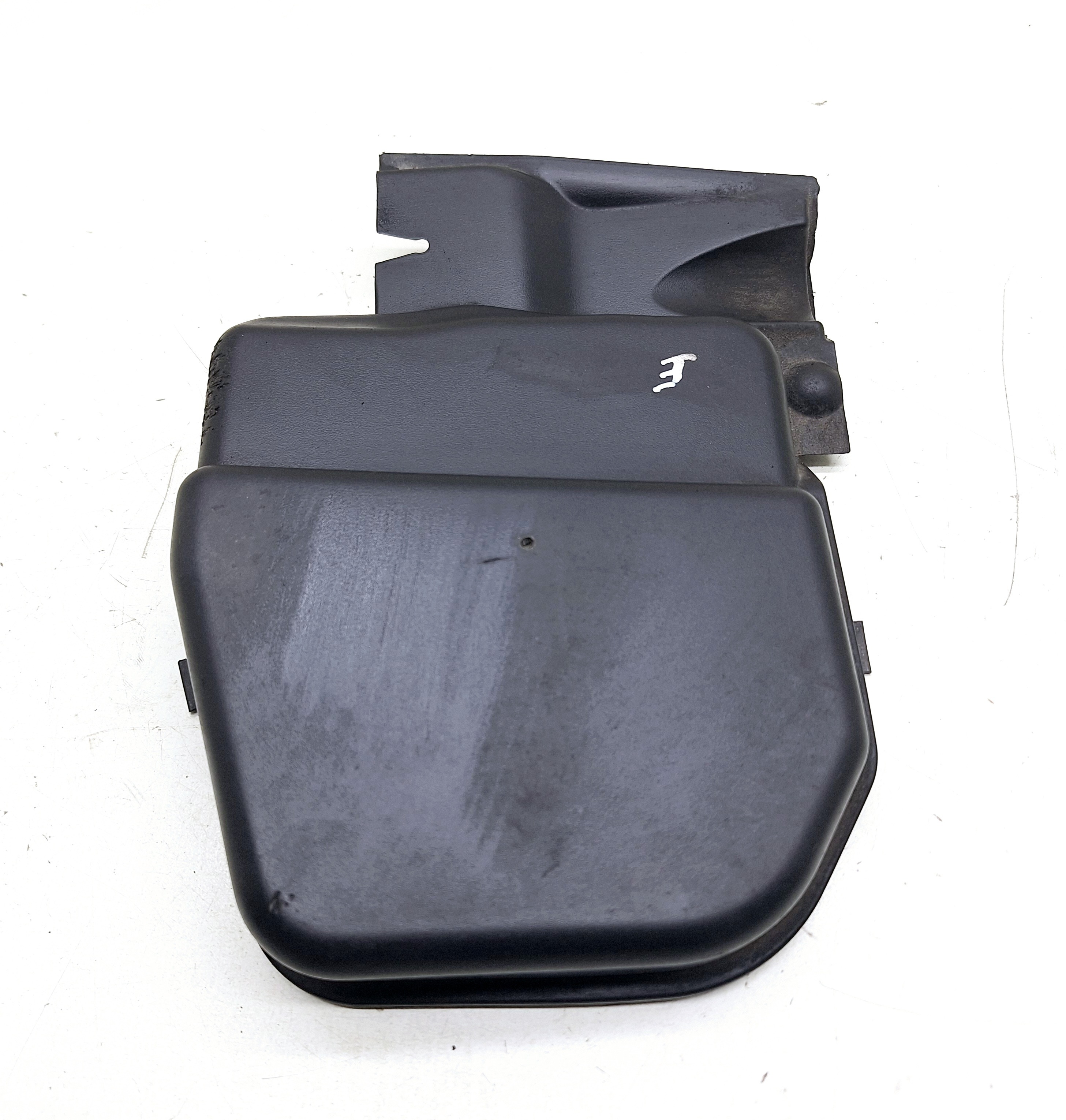 Acabamento Cabine Filtro Esquerdo Bmw X1 2.0 2014 Nº6925017
