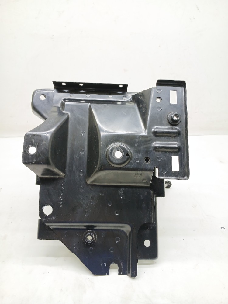 Suporte Base Bateria Gm Equinox 2.0 2018 84330203c