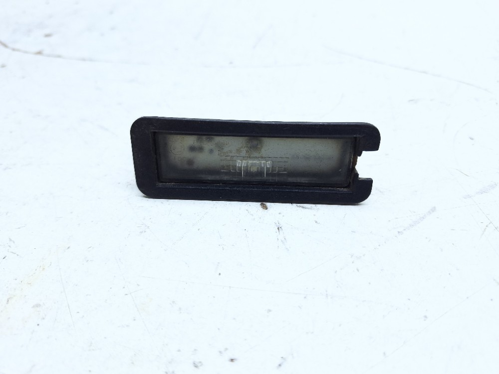 Luz Placa Traseira Chrysler 300c 3.6 2015 68211290ab