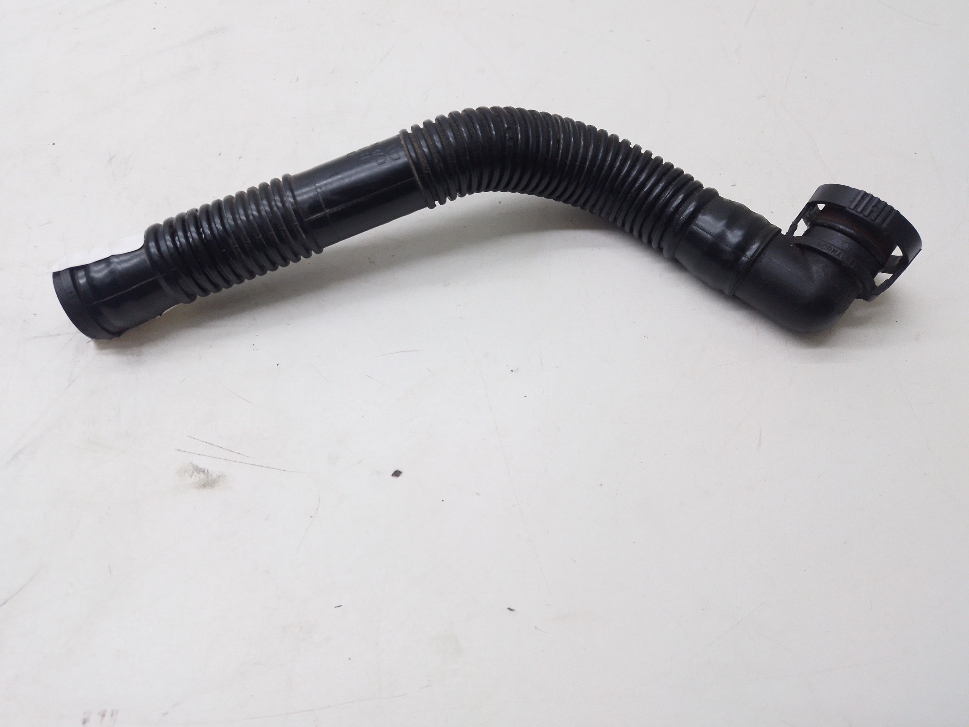 Mangueira Filtro Ar Audi Q3 Tfsi 2.0 2013 / 2014 N5n0129637d