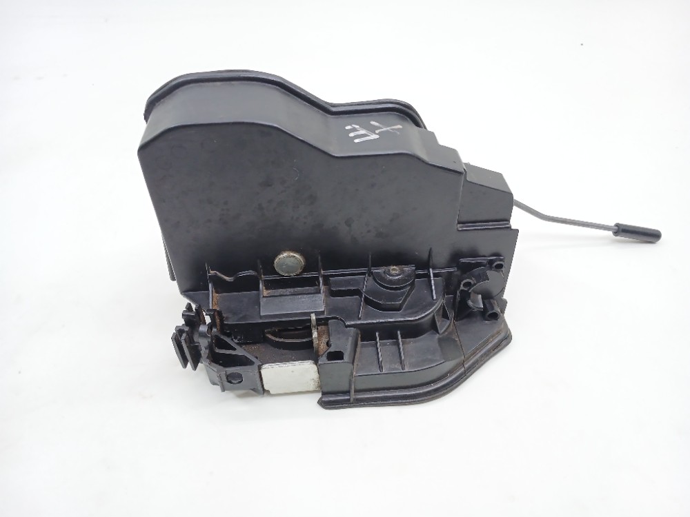 Fechadura Porta Traseira Esquerda Bmw 320i 2.0 2018