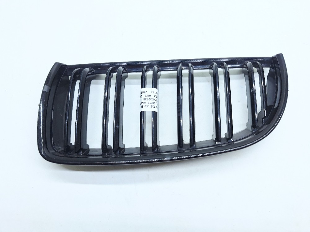 Grade Esquerda Parachoque Dianteiro Bmw 335i 3.0 2007 Preto