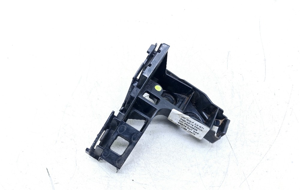 Guia Esquerdo Parachoque Traseiro Vw Golf Gti 2.0 2015