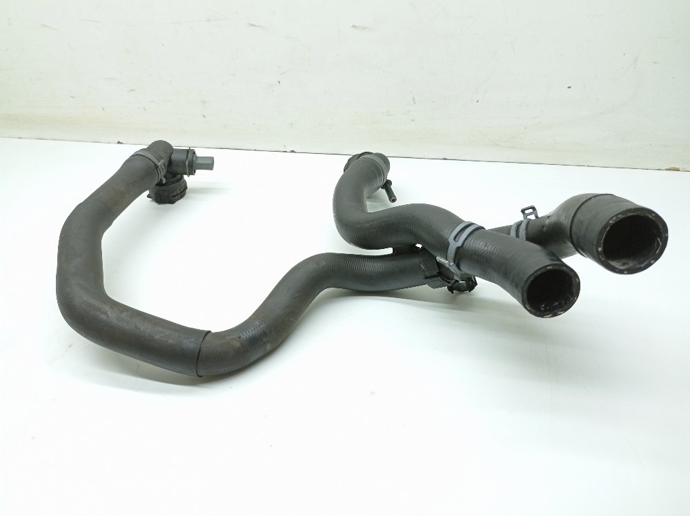 Mangueira Água Radiador Vw Golf Tsi 1.4 2014 5q0121049