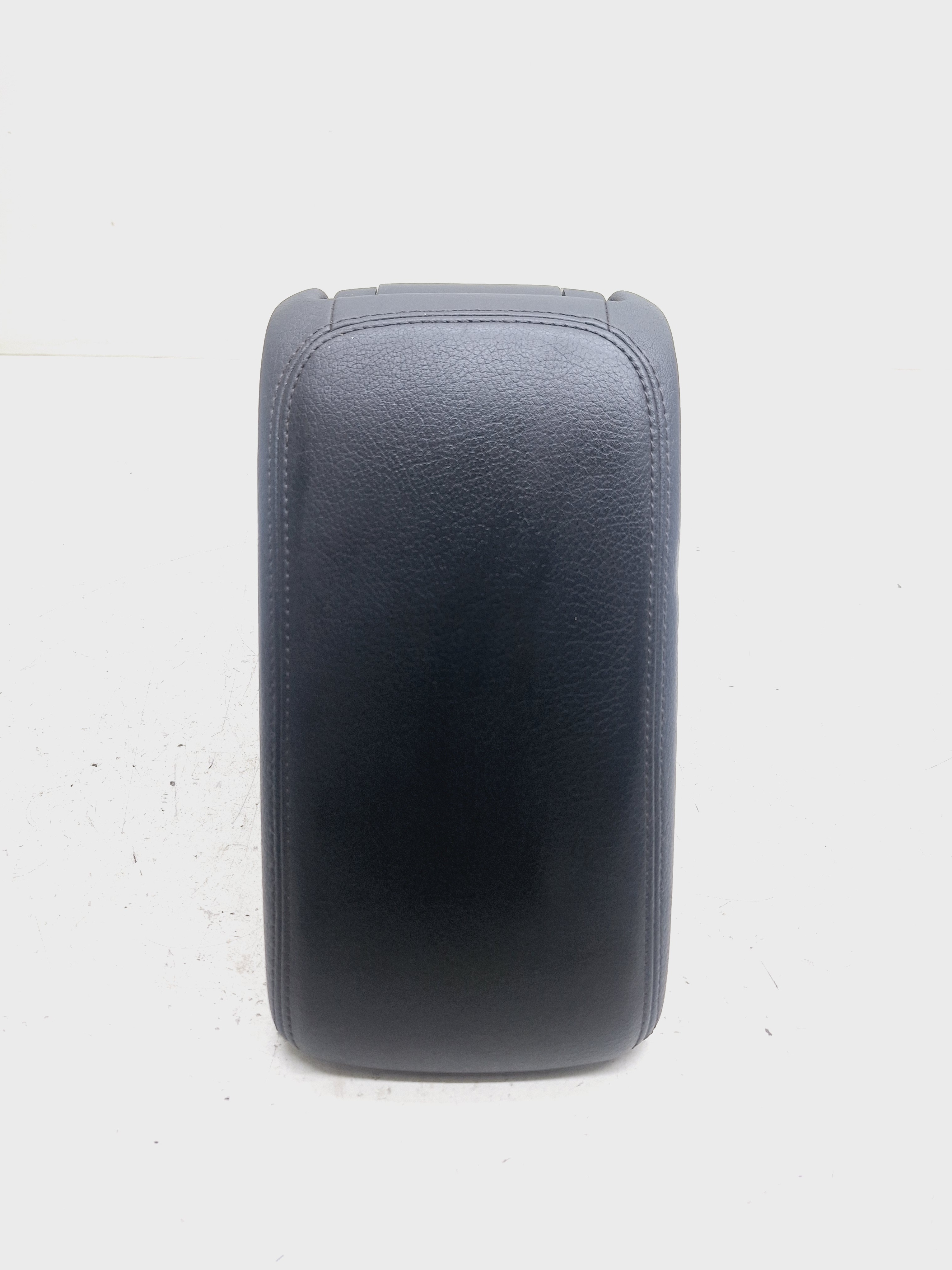 Apoio Braço Console Central A3 Sedan 2.0 2021 Nº8v0864283 Preto