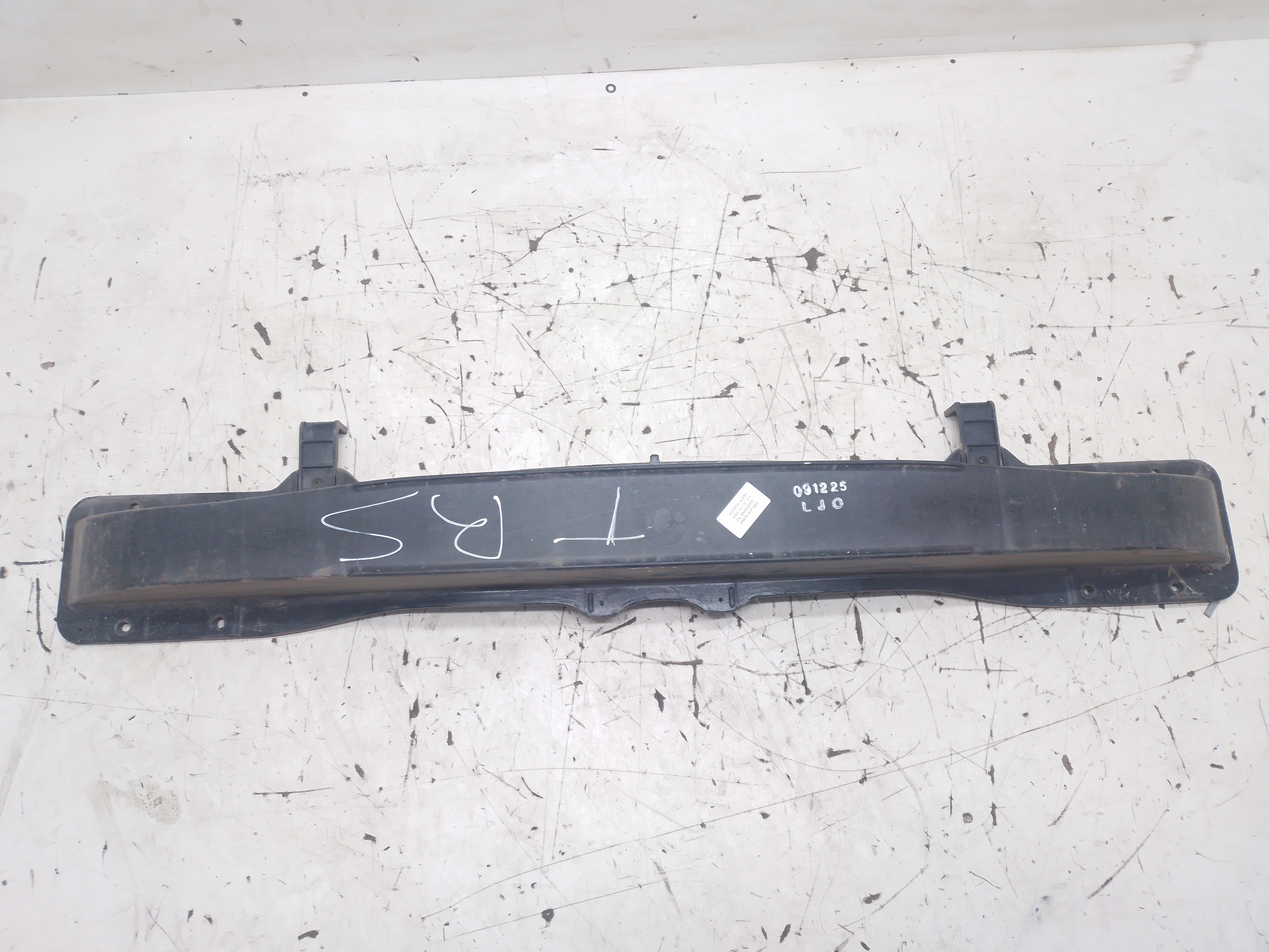 Alma Parachoque Traseiro Hyundai Azera 3.3 2010 866313l000