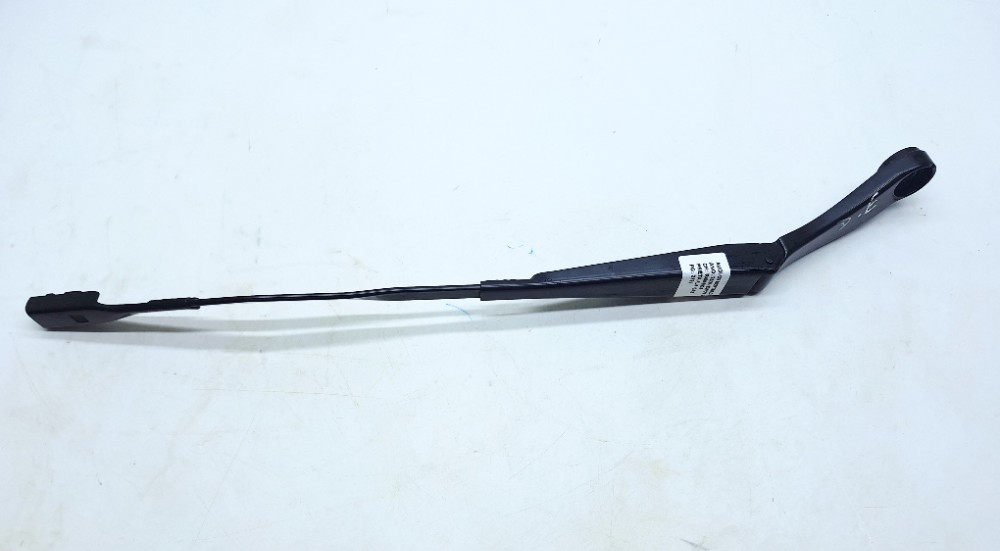 Braço Esquerdo Limpador Parabrisa Q3 2.0 2024 83b955407a Esquerdo