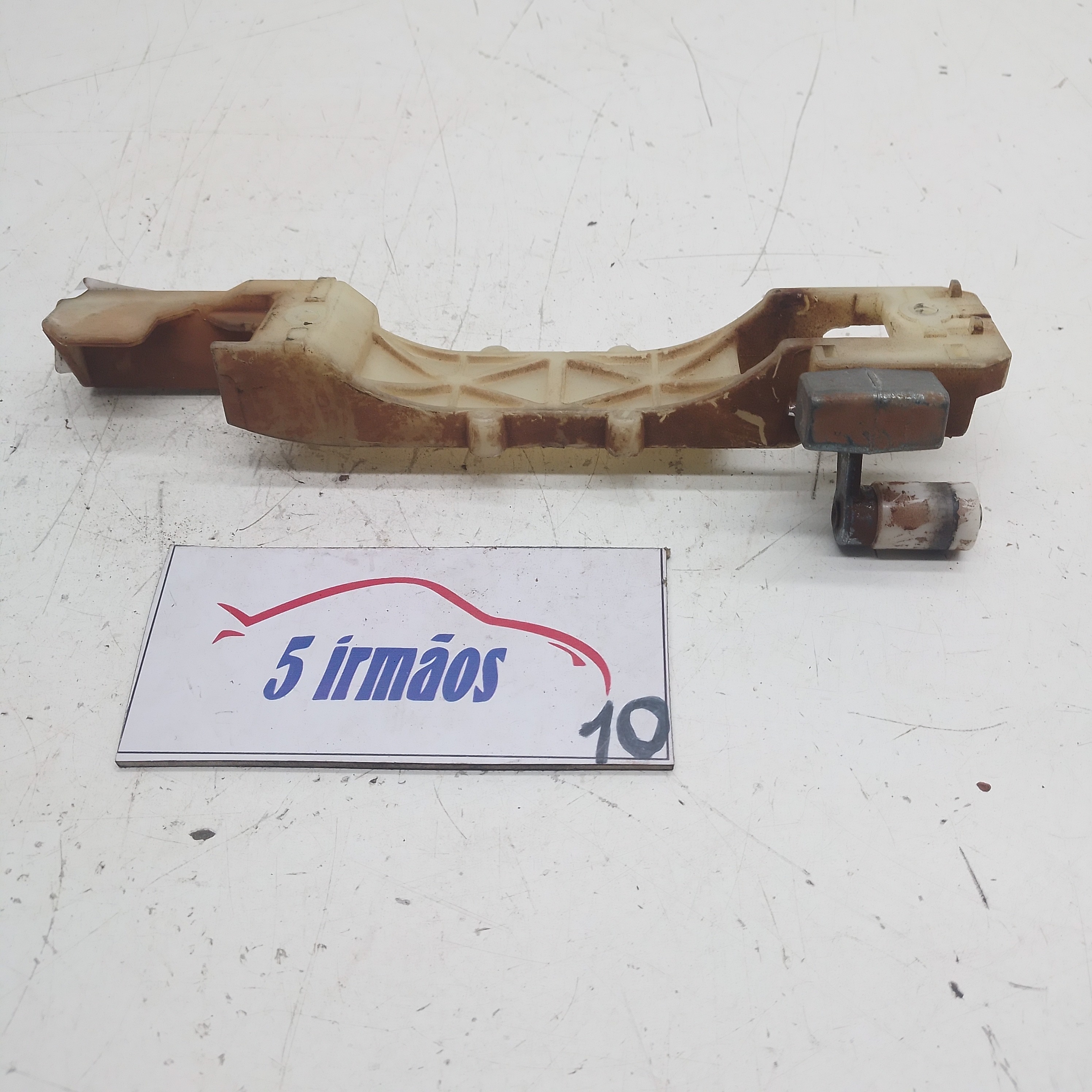 Suporte Maçaneta Traseira Direita Hyundai Tucson 2.0 2009 Traseira