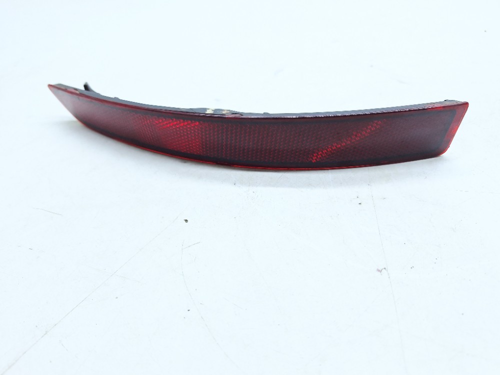 Refletor Olho Gato Traseiroesquerdo Jetta2.0 2016 5c6945105b Preto