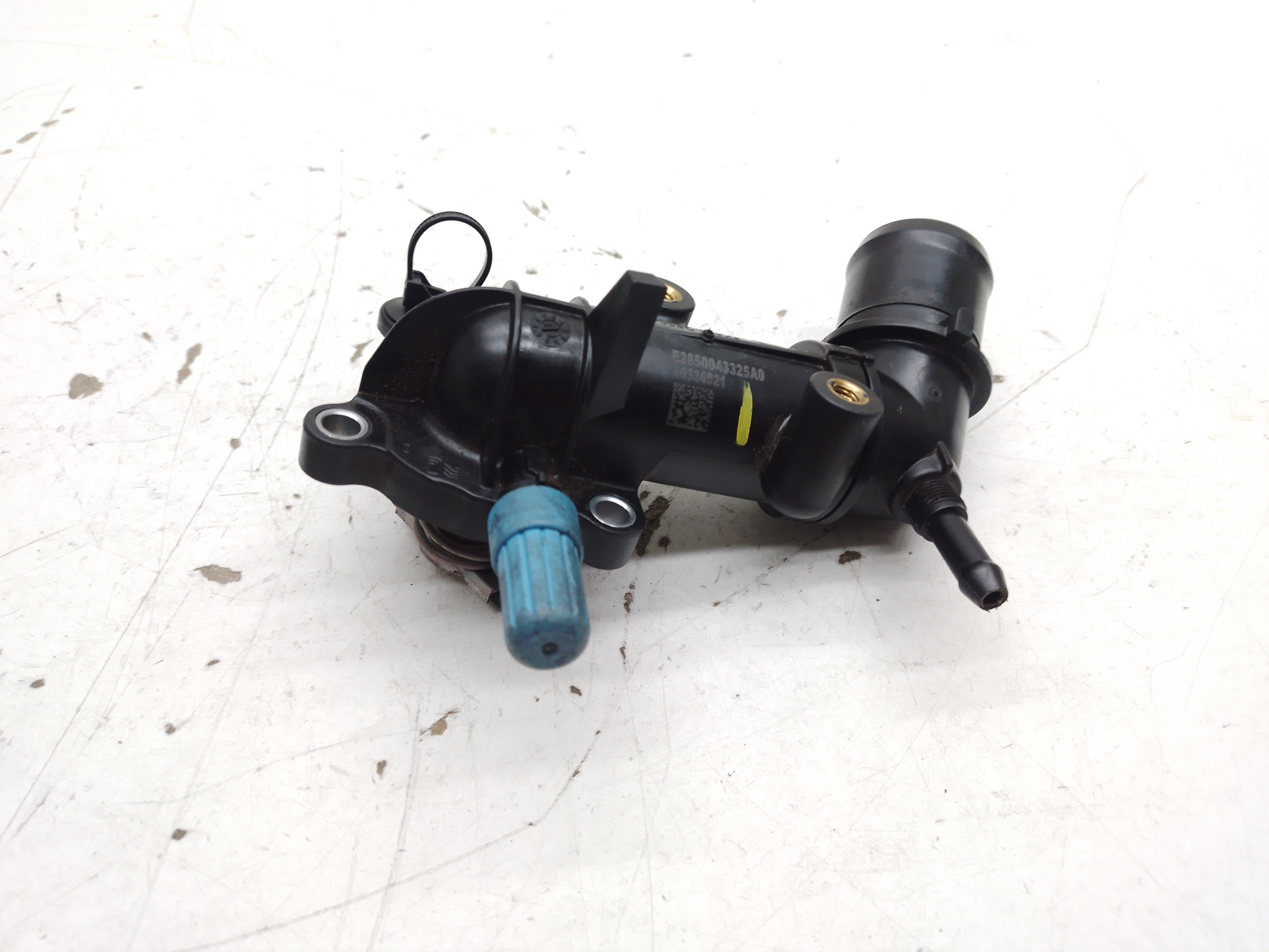 Carcaça Válvula Termostatica Toro 2.0 Diesel 2023 2.726km