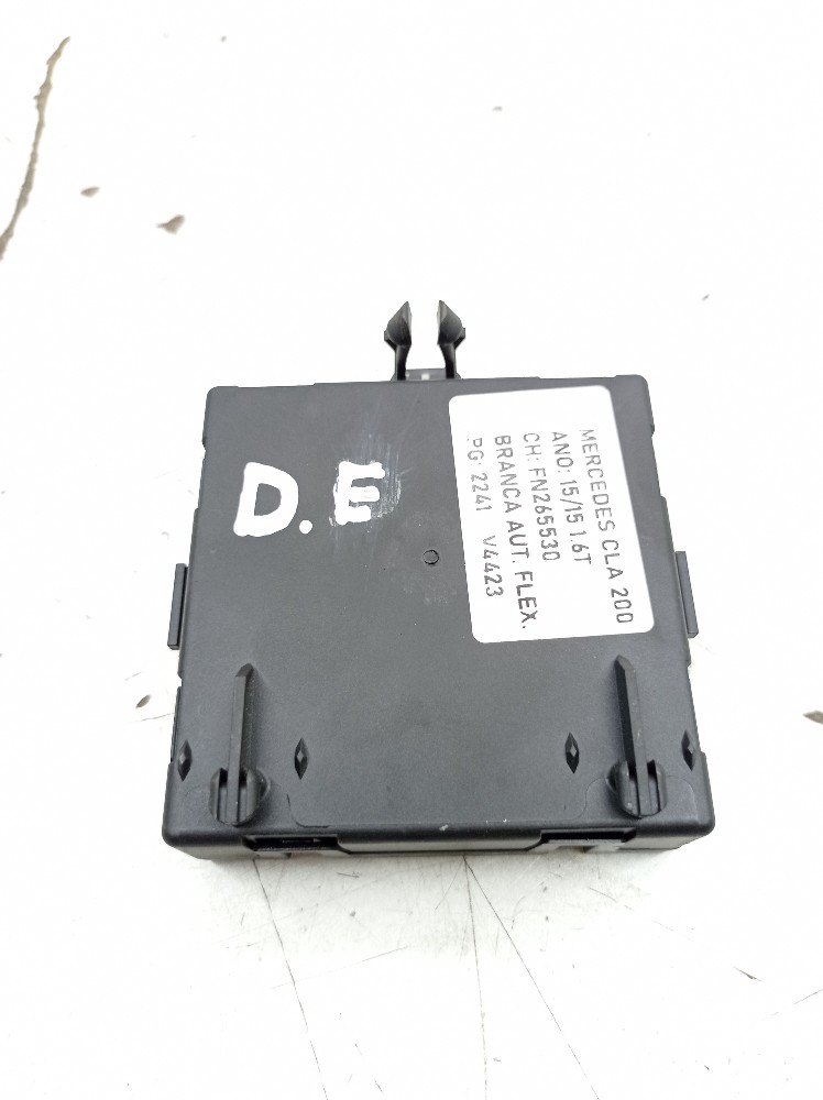 Modulo Porta Dianteiro Esquerdo Mercedes Cla200 1.6 2015
