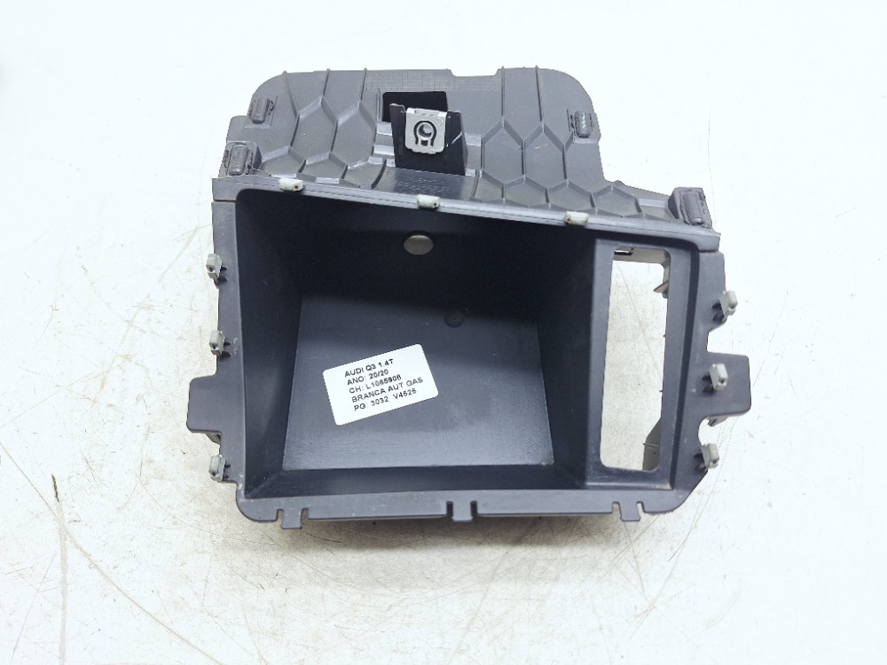 Porta Objetos Console Central Audi Q3 1.4 2020 83b857925