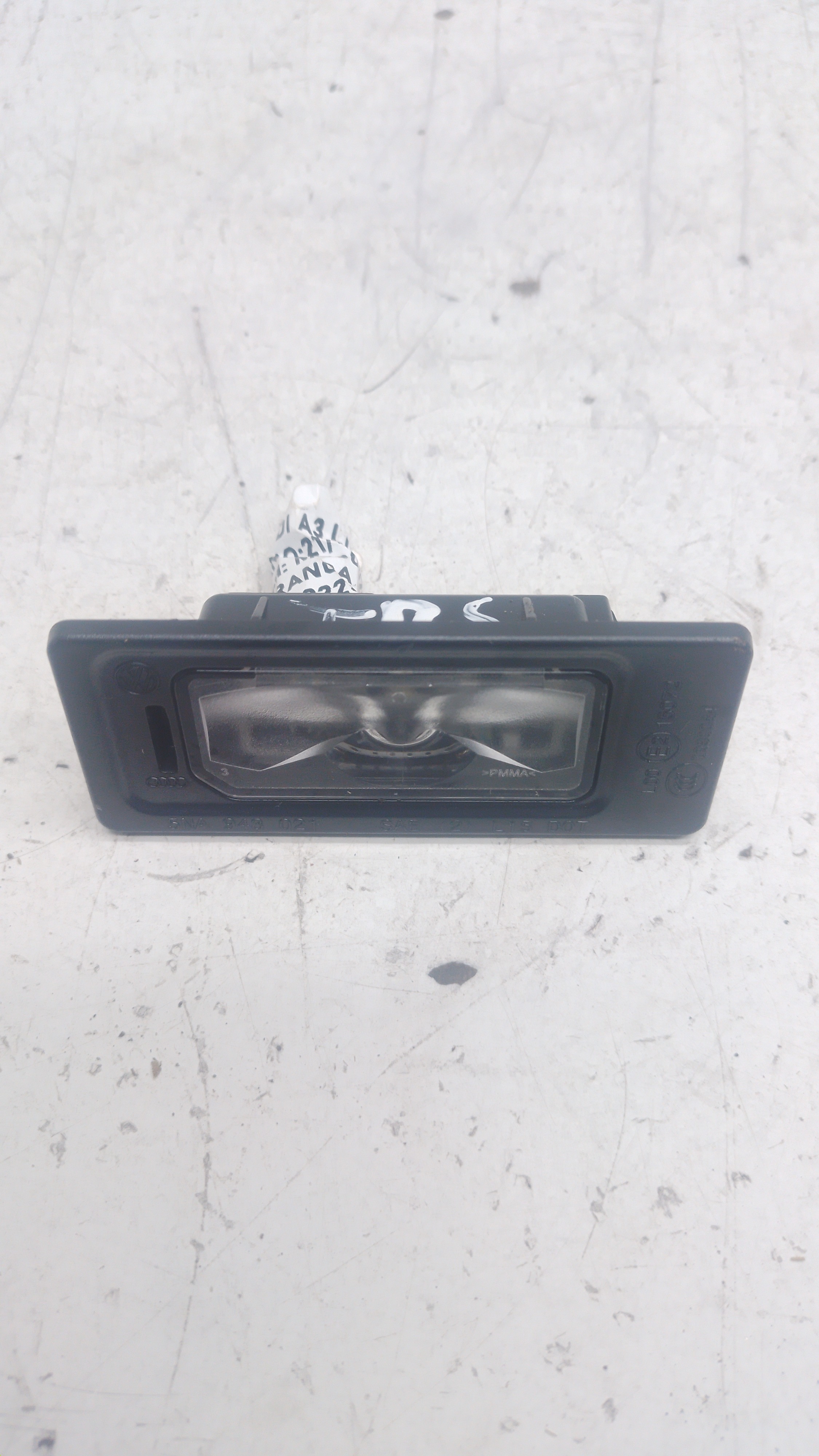 Lanterna Placa Traseira Led A3 Sedan 2.0 2021 Nº5na943021