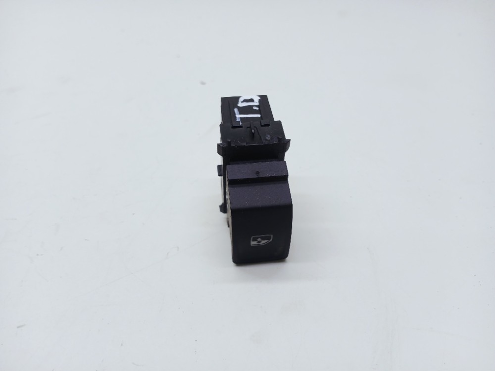 Botão Comando Vidro Traseiro Direito Vw Jetta 1.4 2024 2025