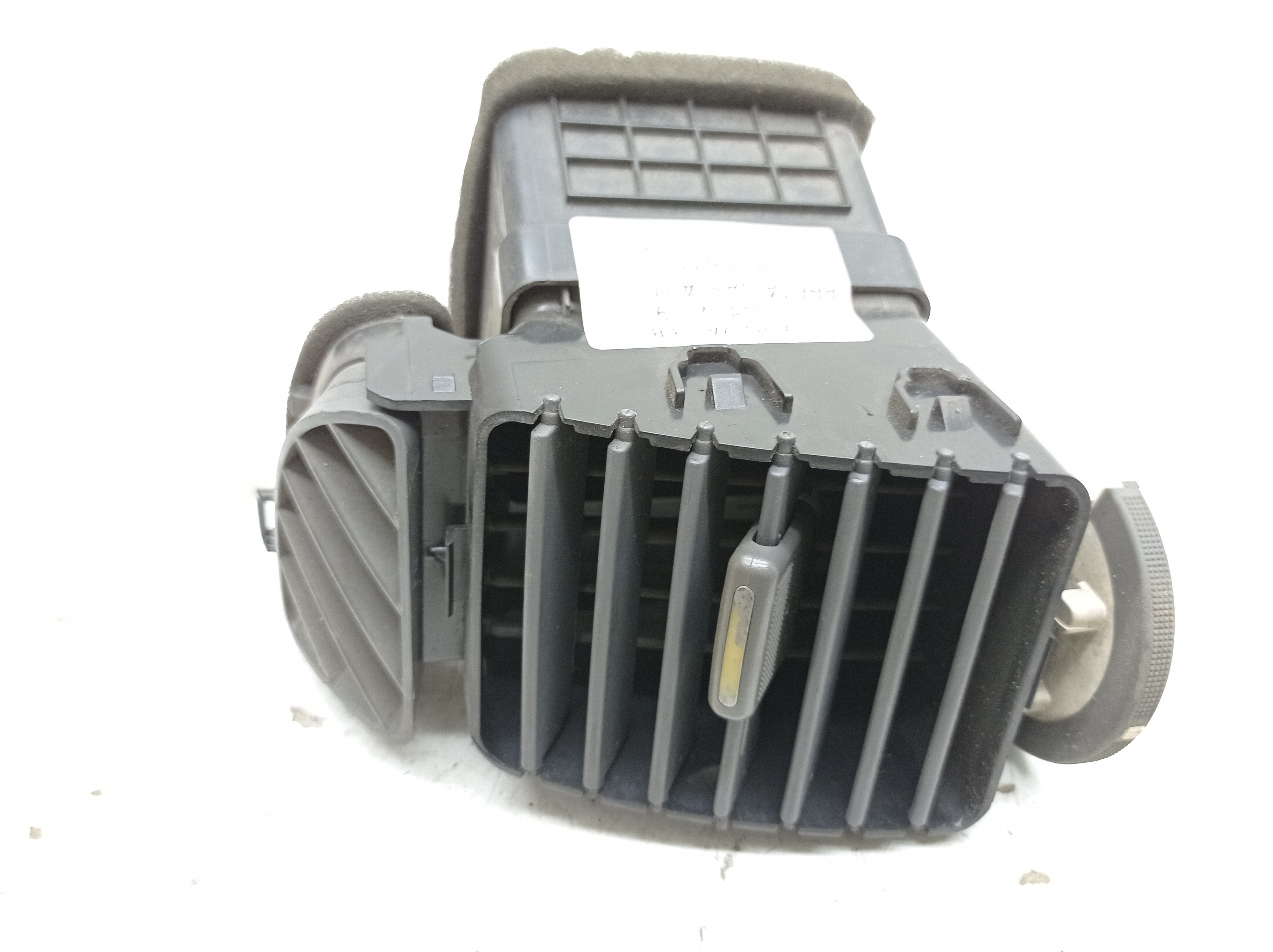 Difusor Ar Esquerdo Kia Carnival 3.8 2007 /2008 / 2009