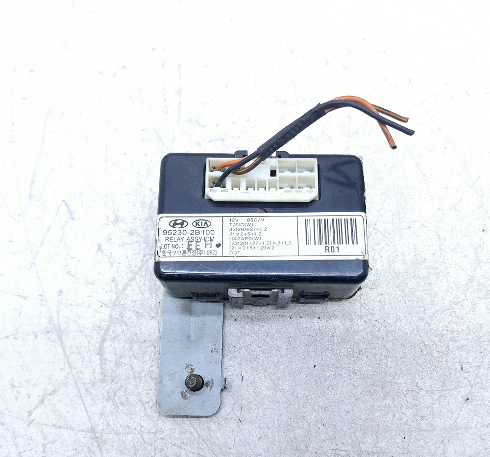Módulo Relé  Hyundai Santa Fé 2.7 2010 952302b100